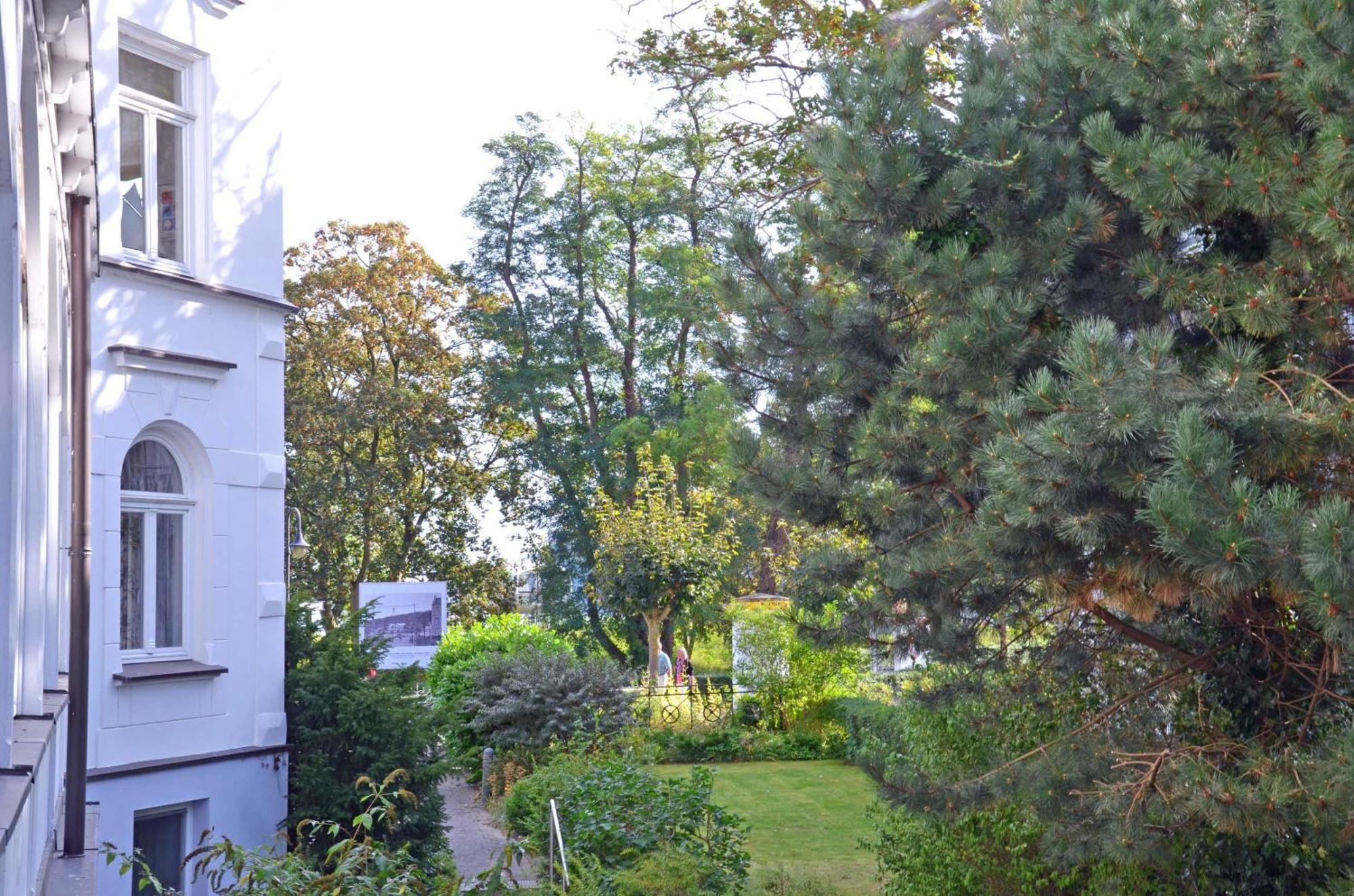 Ruhige Fewo Mit Strandkorb, Villa Stranddistel, Binz Exterior foto
